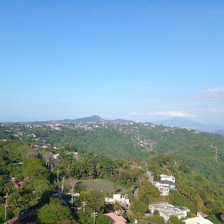 טגאיטאי Tagaytay Prime Residences With Swimming Pool & Viewing Deck מראה חיצוני תמונה