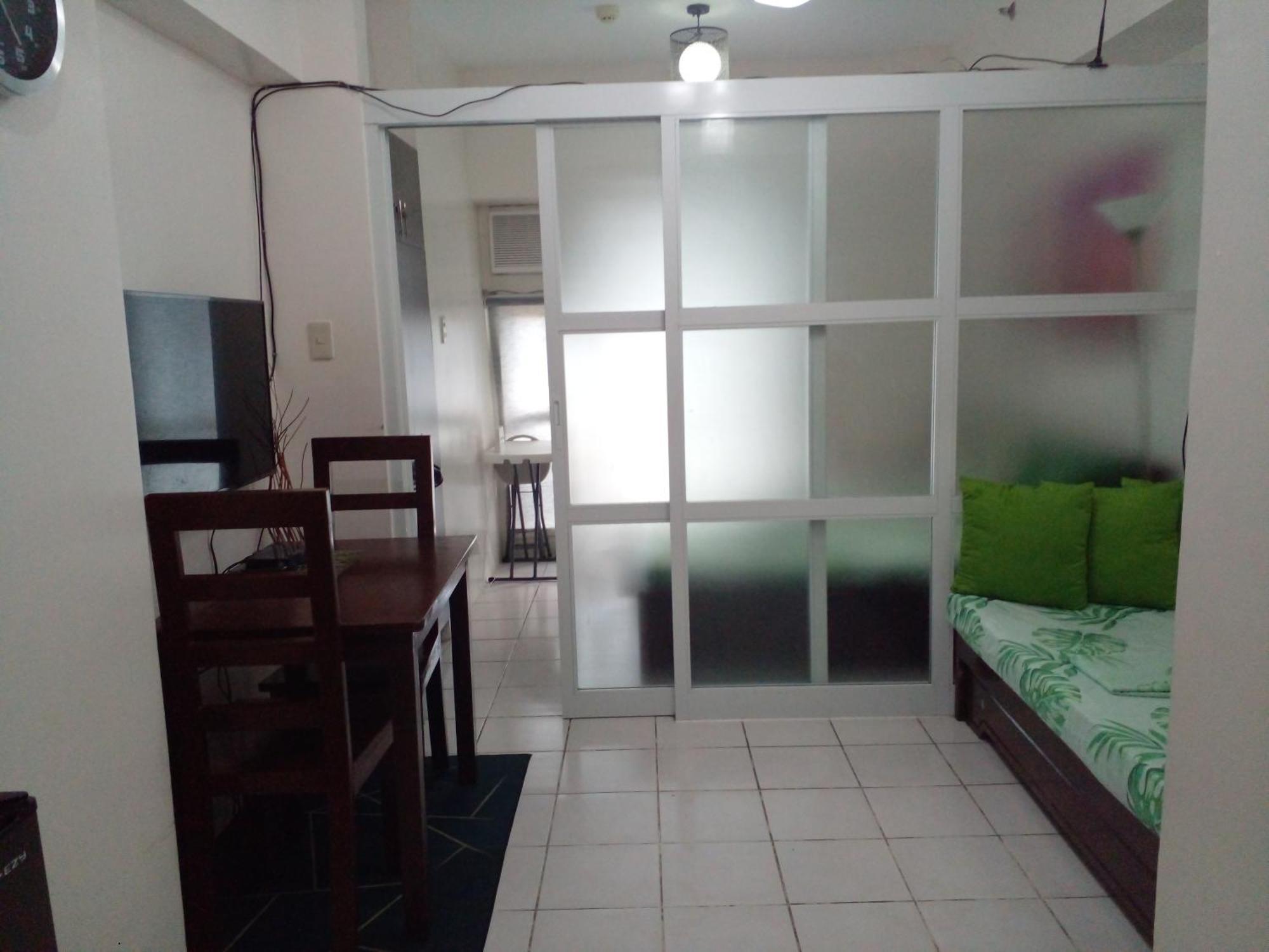 טגאיטאי Tagaytay Prime Residences With Swimming Pool & Viewing Deck חדר תמונה