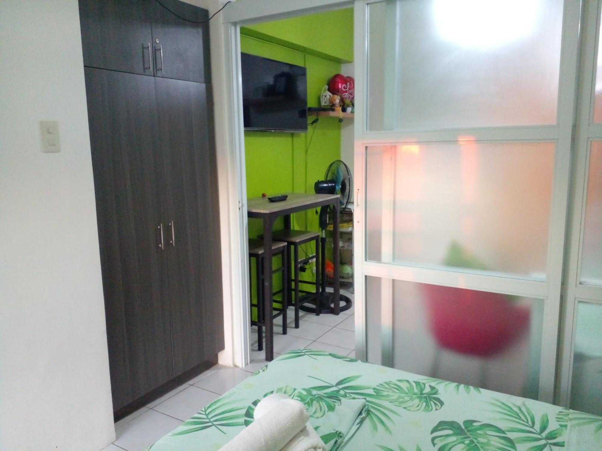 טגאיטאי Tagaytay Prime Residences With Swimming Pool & Viewing Deck חדר תמונה