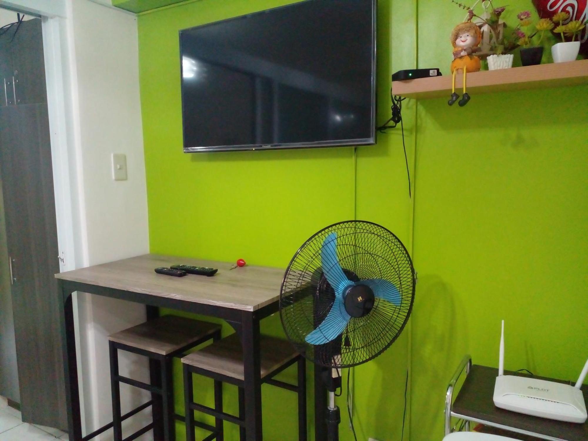 טגאיטאי Tagaytay Prime Residences With Swimming Pool & Viewing Deck חדר תמונה
